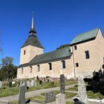 Brännkyrka kyrka i Älvsjö Solberga gravar